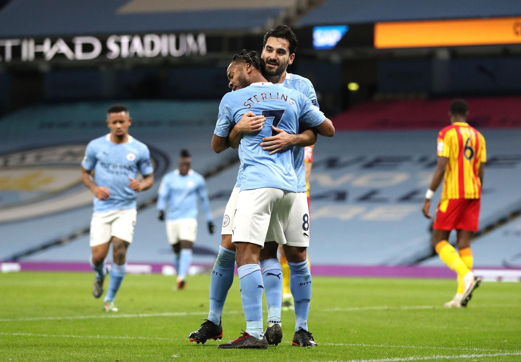 震惊了整个 震惊了整个